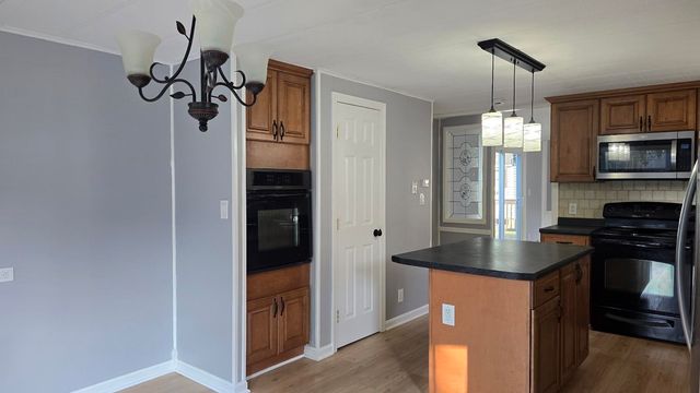 44 Gooseberry Circle, Rochester, NH 03867