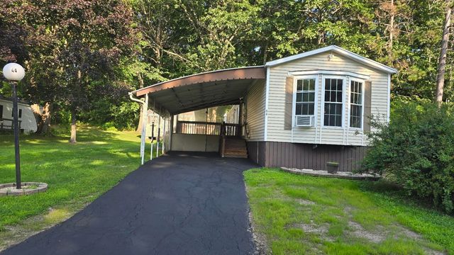 44 Gooseberry Circle, Rochester, NH 03867
