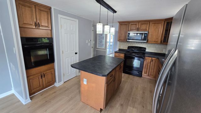 44 Gooseberry Circle, Rochester, NH 03867