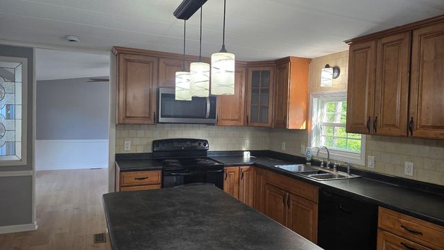 44 Gooseberry Circle, Rochester, NH 03867