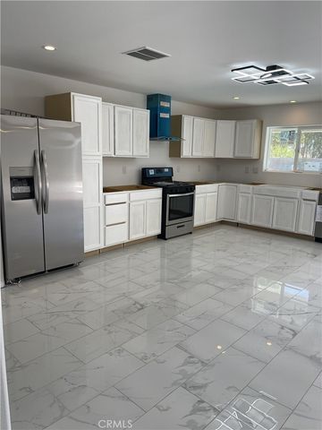 77541 Edinborough, Palm Desert, CA 92211