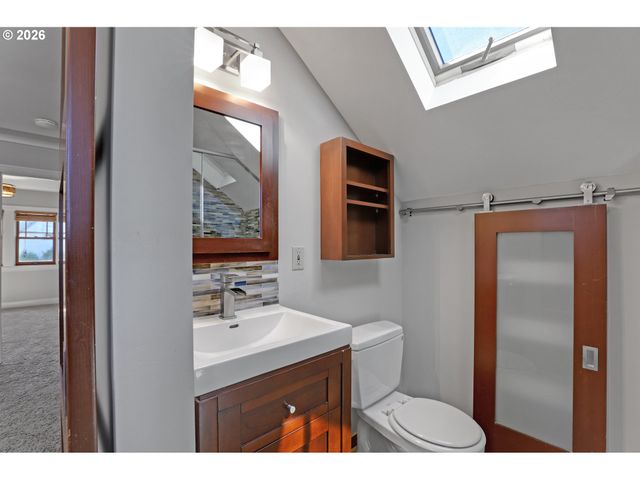 6235 Ne DAVIS St, Portland, OR 97213