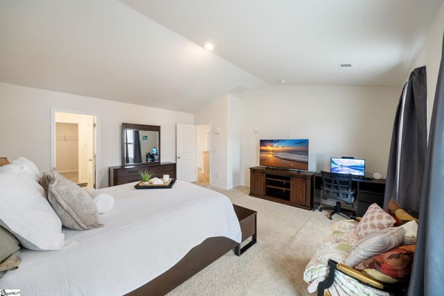 802 Longhorn Drive, Piedmont, SC 29673