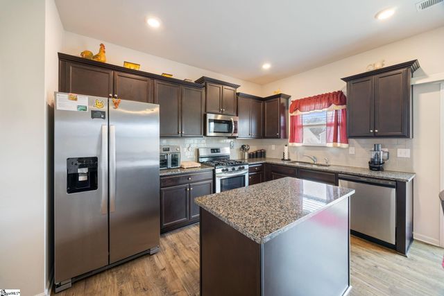 802 Longhorn Drive, Piedmont, SC 29673