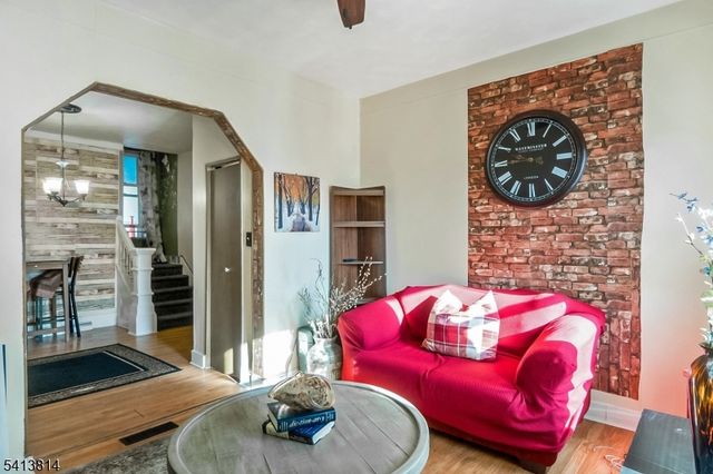 19 Railroad Avenue, Phillipsburg Town, NJ 08865