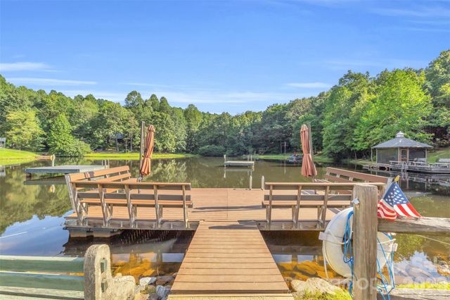 3605 Skyuka Mountain Road, Columbus, NC 28722