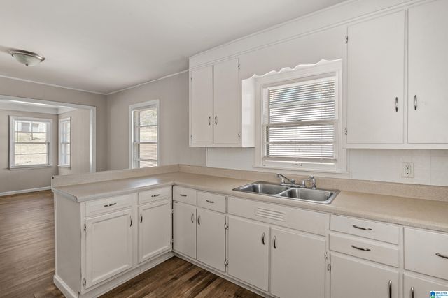 909 FIVE MILE ROAD, Birmingham, AL 35215