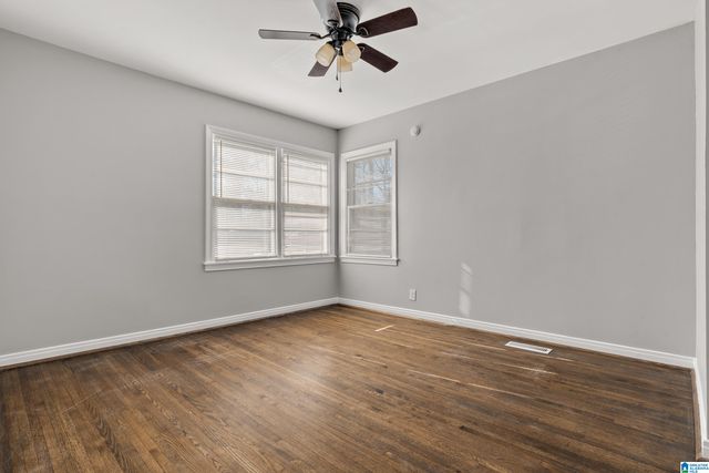 909 FIVE MILE ROAD, Birmingham, AL 35215