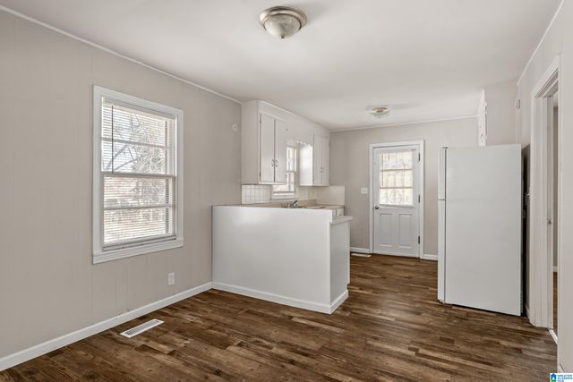 909 FIVE MILE ROAD, Birmingham, AL 35215