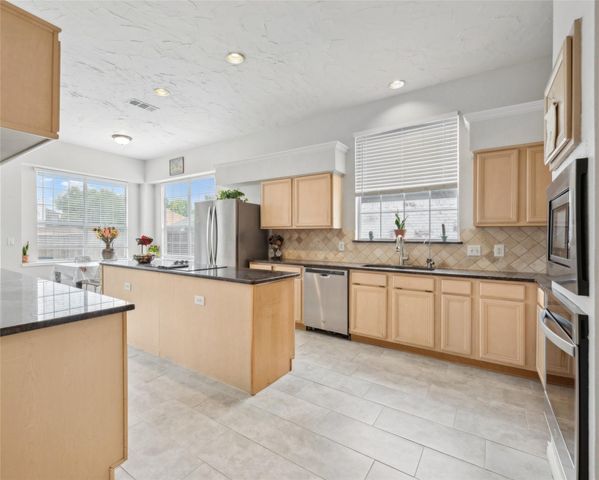 423 Halifax Drive, Coppell, TX 75019