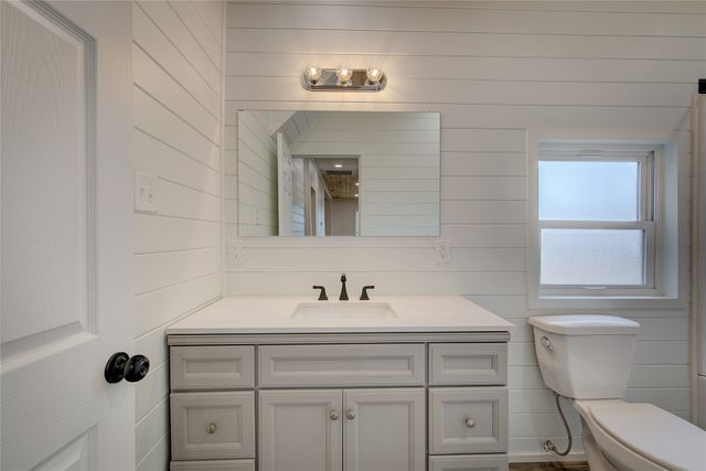 6976 Fm 71, Commerce, TX 75428