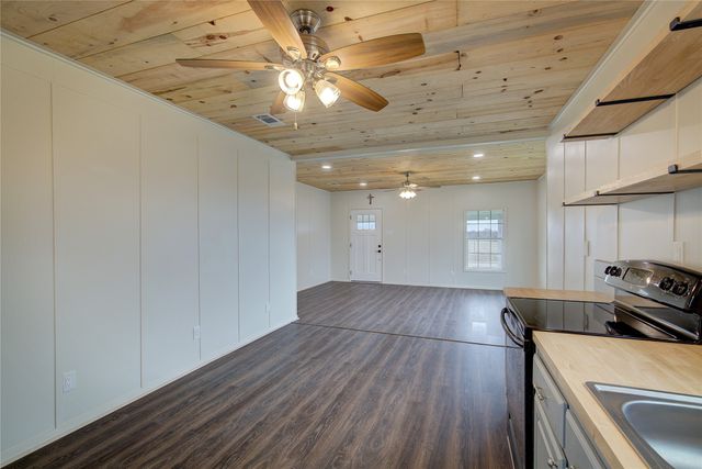 6976 Fm 71, Commerce, TX 75428