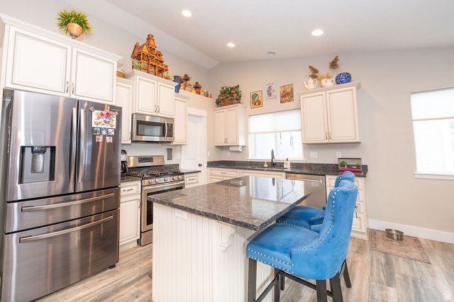 1532 N 825 E, North Ogden, UT 84404