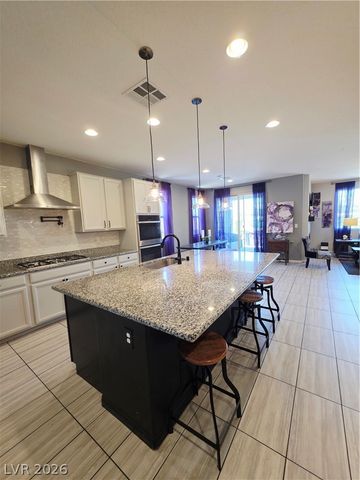 1518 Morning Bell Avenue, North Las Vegas, NV 89081