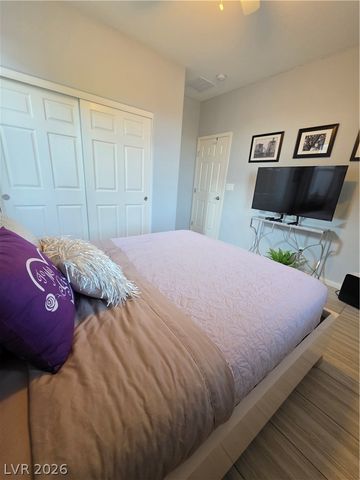 1518 Morning Bell Avenue, North Las Vegas, NV 89081