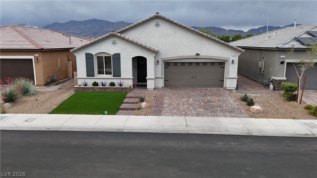 1518 Morning Bell Avenue, North Las Vegas, NV 89081