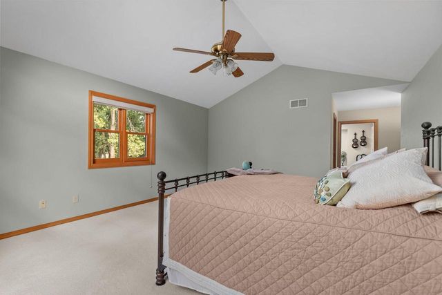 N9662 SHEPHERD LANE, Appleton, WI 54915