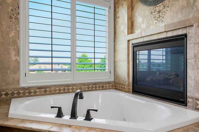 10500 NE 106th Terrace, Kansas City, MO 64157