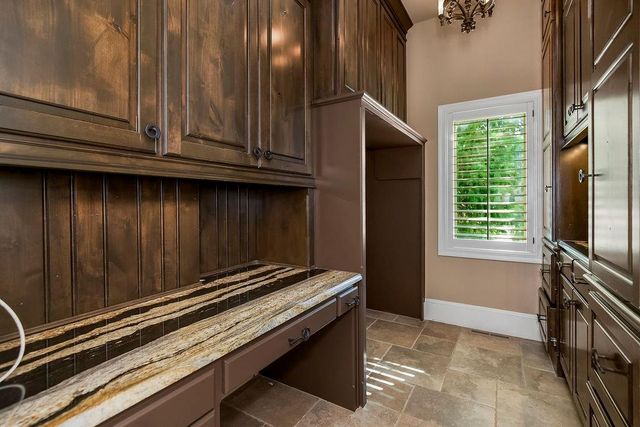 10500 NE 106th Terrace, Kansas City, MO 64157