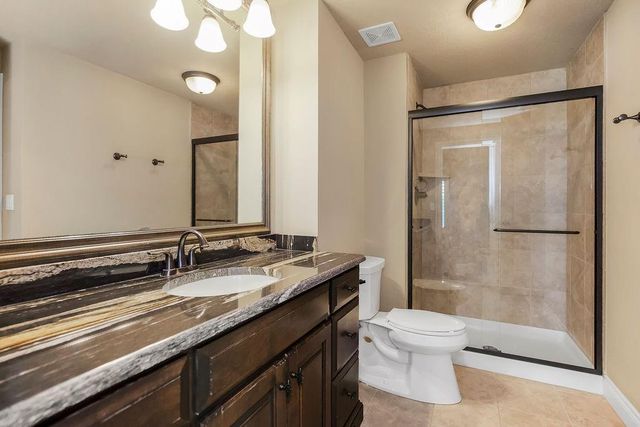 10500 NE 106th Terrace, Kansas City, MO 64157