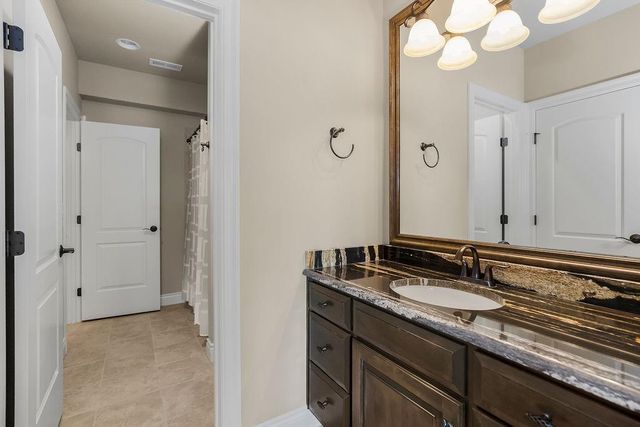 10500 NE 106th Terrace, Kansas City, MO 64157