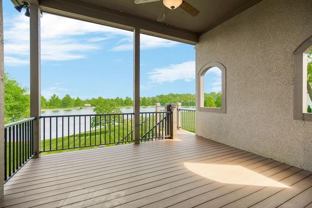 10500 NE 106th Terrace, Kansas City, MO 64157
