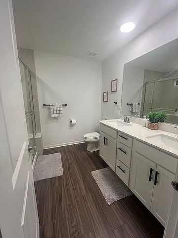 10193 McMahon Way, Huntley, IL 60142