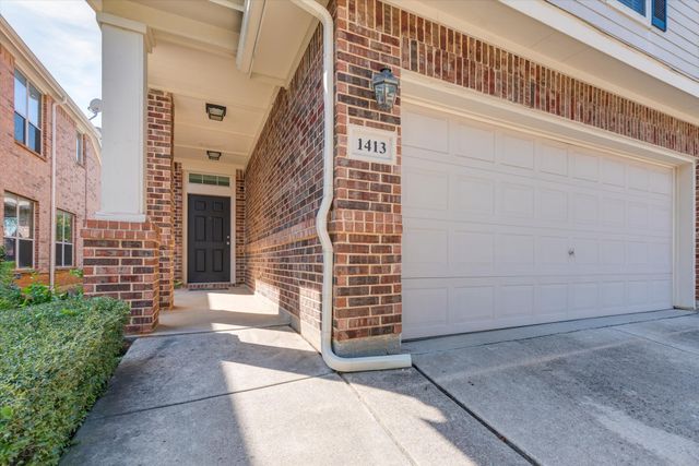 1413 Ravenwood Drive, Mansfield, TX 76063