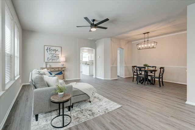 1413 Ravenwood Drive, Mansfield, TX 76063