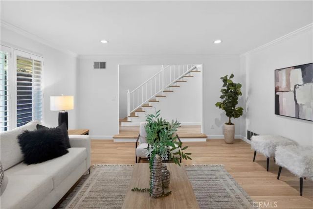 4022 Patrick Henry Place, Agoura Hills, CA 91301