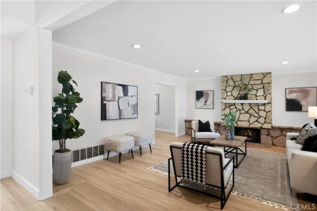 4022 Patrick Henry Place, Agoura Hills, CA 91301