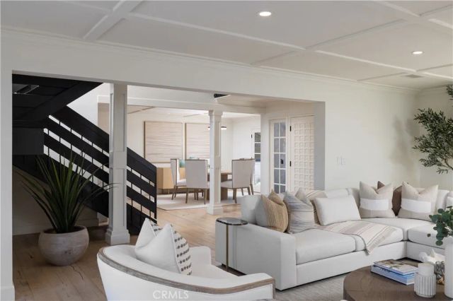 303 E Avenida Cordoba, San Clemente, CA 92672