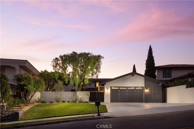 303 E Avenida Cordoba, San Clemente, CA 92672