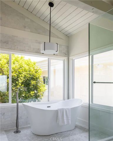 303 E Avenida Cordoba, San Clemente, CA 92672