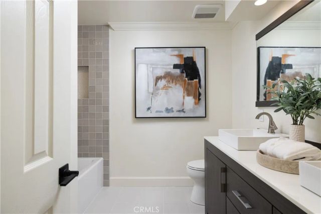 303 E Avenida Cordoba, San Clemente, CA 92672