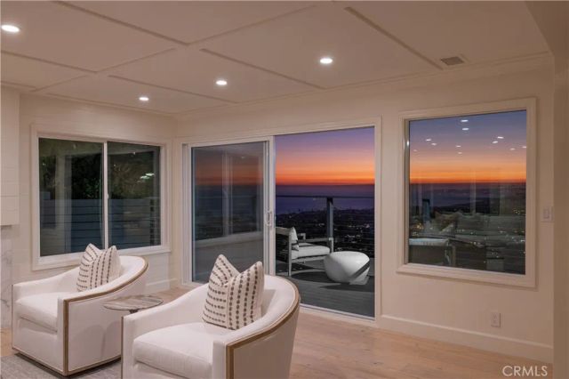 303 E Avenida Cordoba, San Clemente, CA 92672