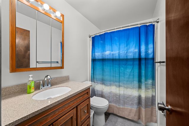 6206 Telegraph Road, Davenport, IA 52804