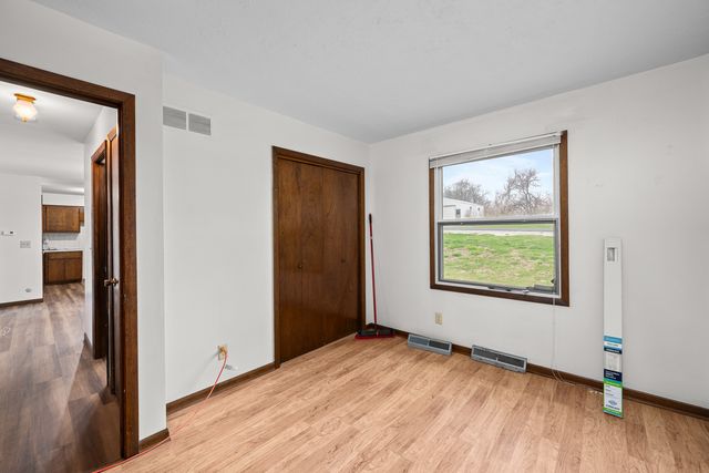 6206 Telegraph Road, Davenport, IA 52804