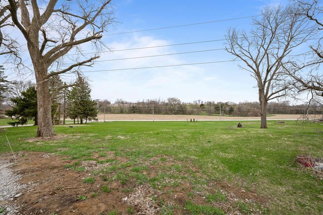 6206 Telegraph Road, Davenport, IA 52804