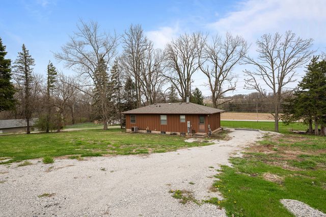 6206 Telegraph Road, Davenport, IA 52804