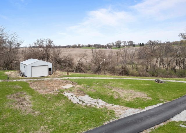 6206 Telegraph Road, Davenport, IA 52804