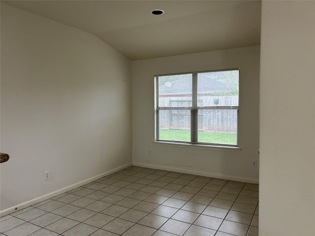 5218 Meadow Canyon Drive, Sugar Land, TX 77479