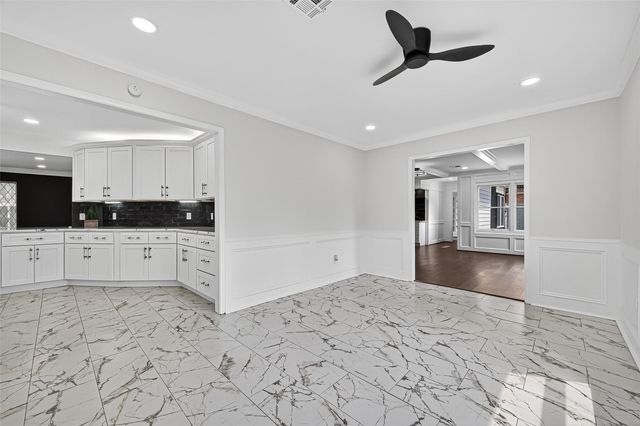 5607 Pebble Springs Drive, Houston, TX 77066