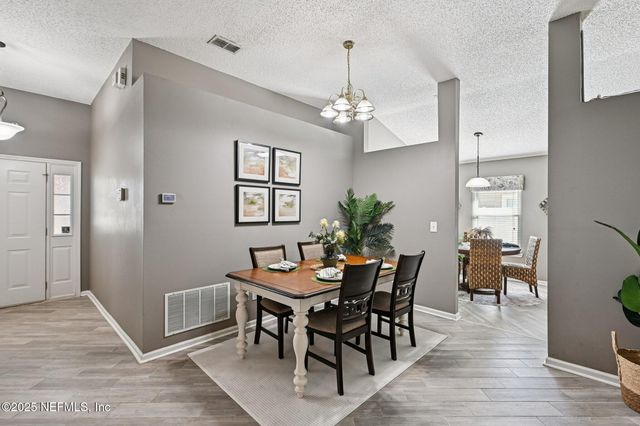 1806 DARTMOUTH Drive, Middleburg, FL 32068