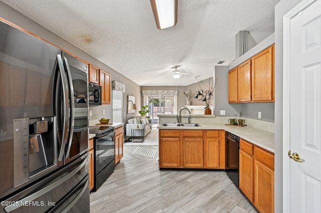 1806 DARTMOUTH Drive, Middleburg, FL 32068