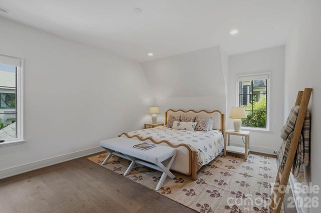 1919 Shoreham Drive, Charlotte, NC 28211