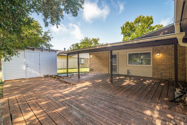 4324 Mesa View Drive, Mesquite, TX 75150
