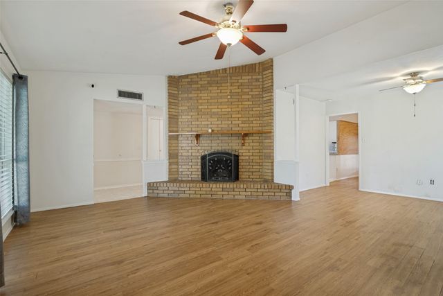 4324 Mesa View Drive, Mesquite, TX 75150