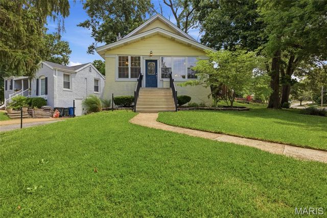 7385 Arlington Drive, Richmond Heights, MO 63117