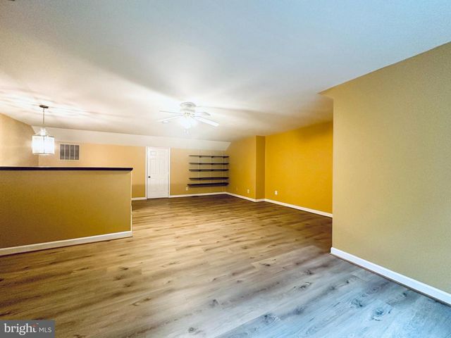 6353 BRAMPTON CT, Alexandria, VA 22304